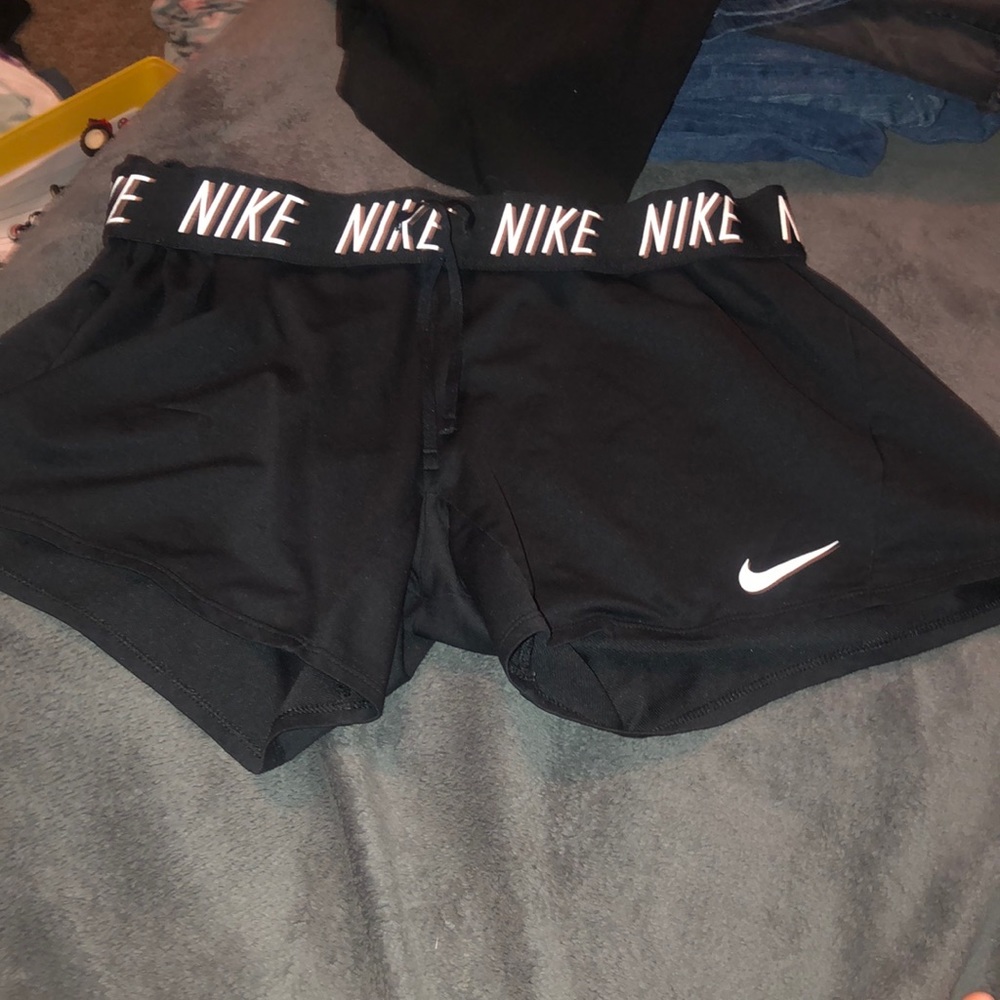 nike shorts